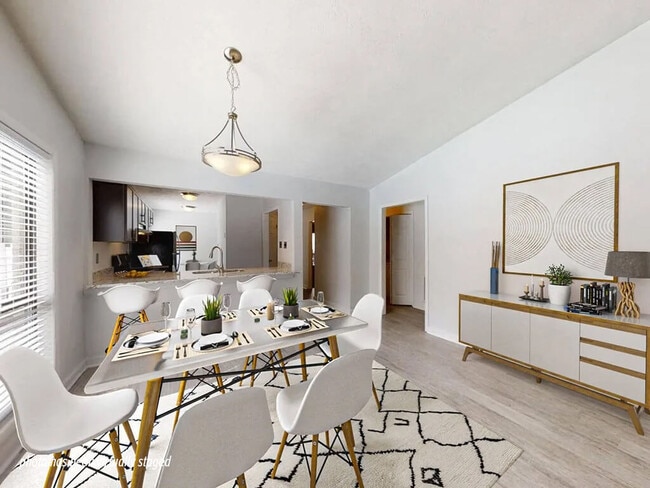Breakfast Bar and Space for Dinning - Tartan Place