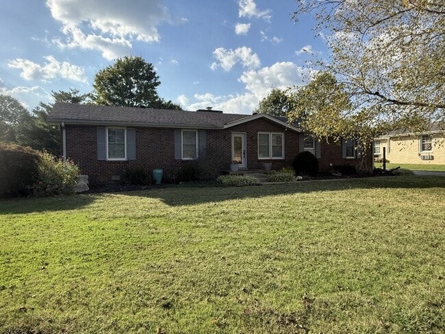 Building Photo - 412 Winwood Dr