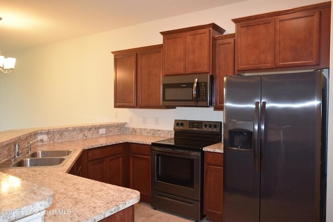 Photo - 620 Remington Green Dr SE