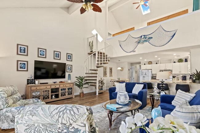 Building Photo - 1908 Hwy 17 S Unit ID1329074P