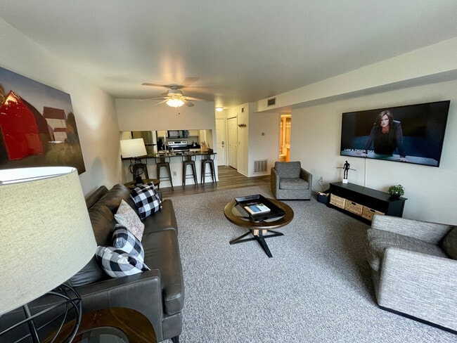 Photo - 1335 Summit Ave Unit ID1253101P