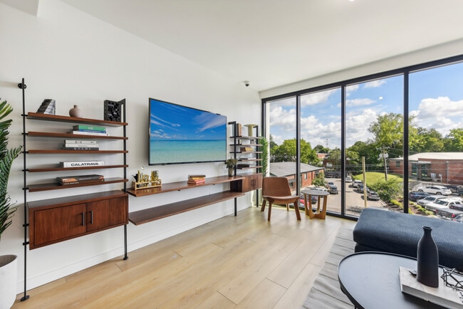 Photo - Foster Flats