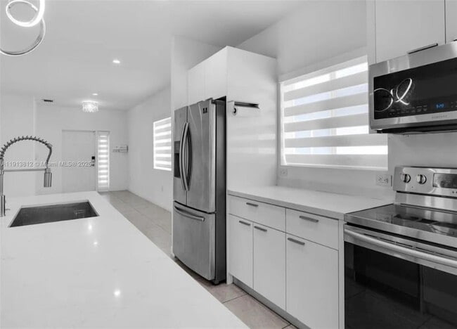 Photo - 23061 SW 124th Ct