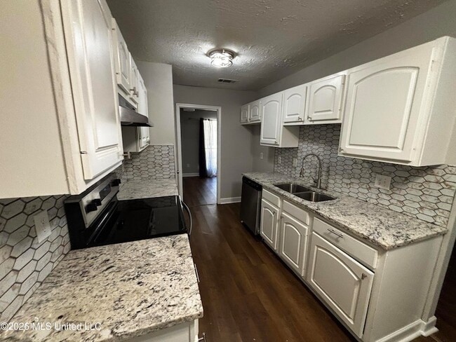Photo - 133 Cumberland Rd