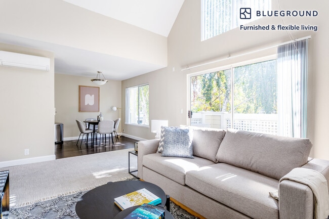 Photo - 900 Pepper Tree Ln Unit FL2-ID384