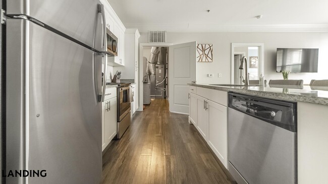 Building Photo - 1494 N High St Unit 529