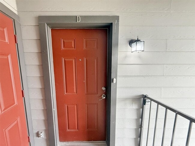 Photo - 512 E Hazelwood St Unit A