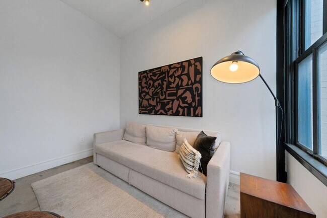 Photo - 505 E Travis St Unit SI ID1267108P