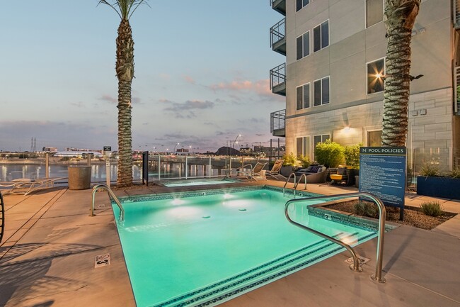 Photo - Norte Town Lake Apartments