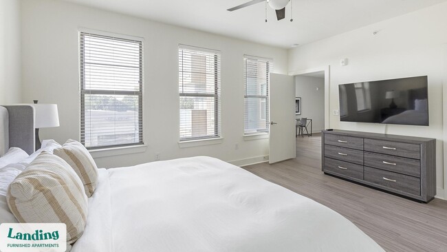 Photo - 5200 White Settlement Rd Unit 1306