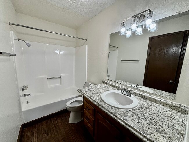 Photo - Avendale Pointe Apartments