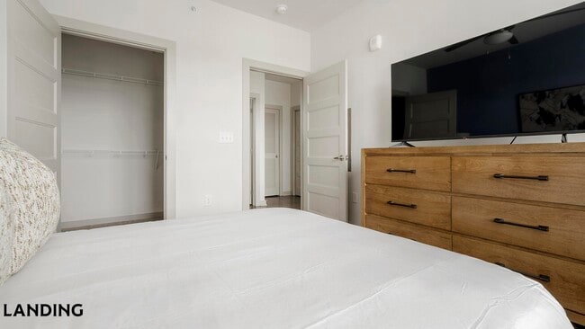 Photo - 340 W 25th St Unit 10-301