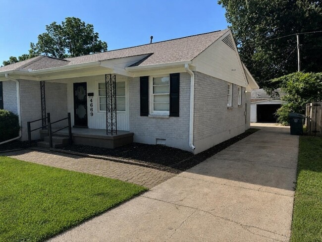 Photo - 4669 Durbin Ave