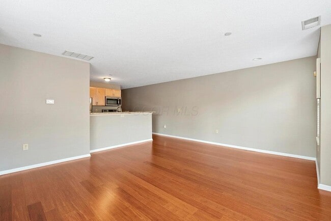 Photo - 35 Buttles Ave Unit A