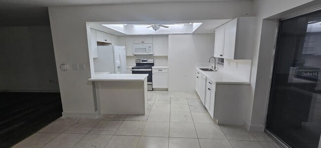 Photo - 526 Reading St NW