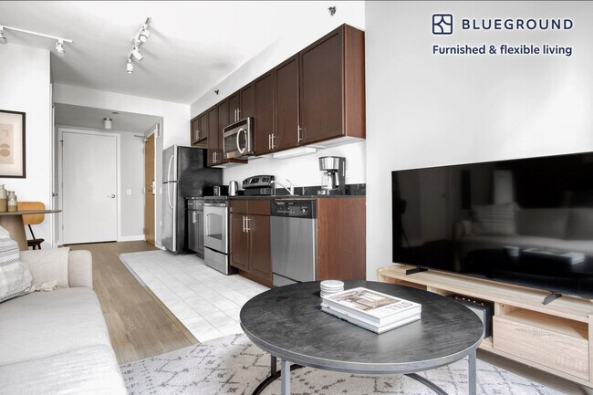 Photo - 210 N Wells St Unit FL16-ID648