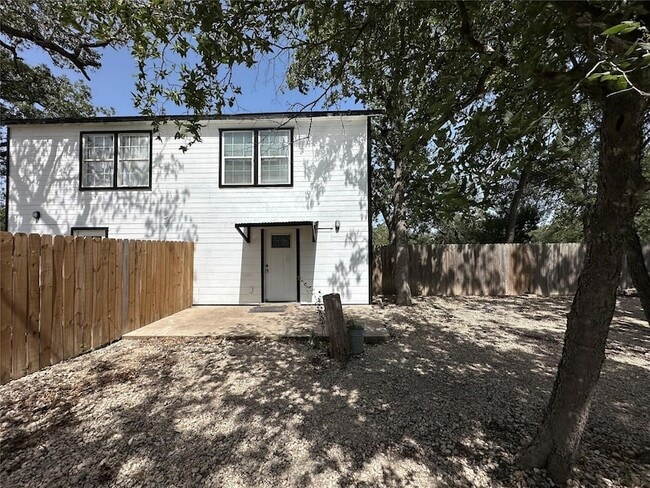Building Photo - 161 FM1209 Unit A1