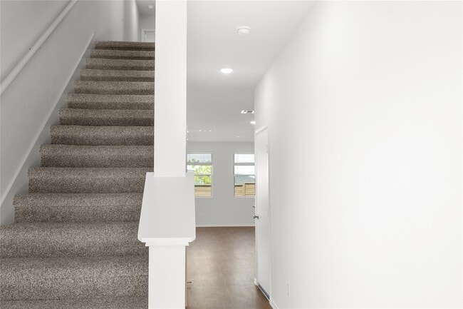 Photo - 206 Jackson St