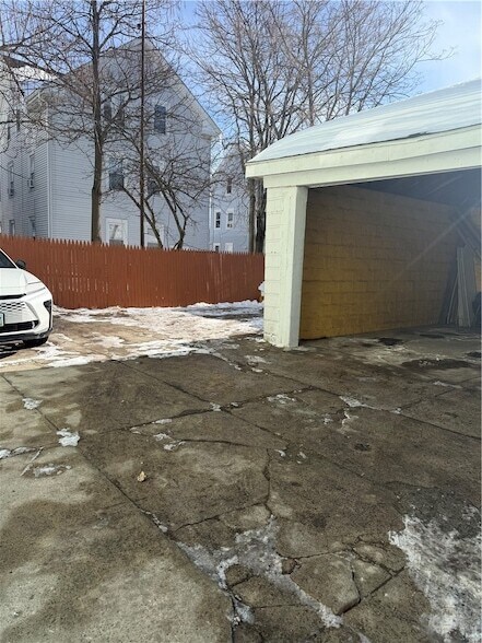 Photo - 43 Harvest St