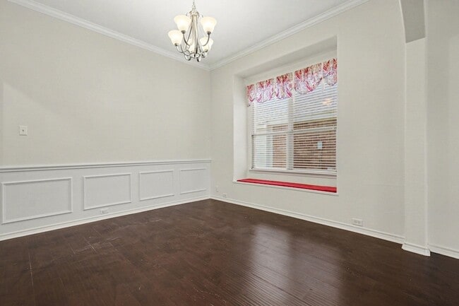 Photo - 1707 Briarhollow Dr