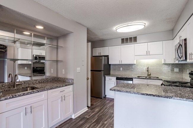 Photo - Riverwind Apartment Homes