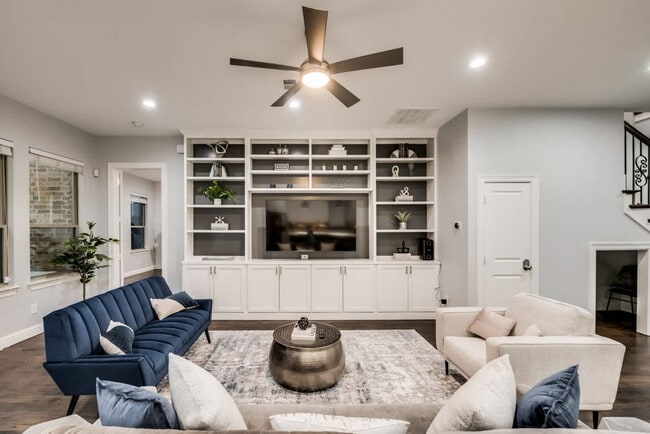 Photo - 987 Little Den Dr Unit SI ID1019519P