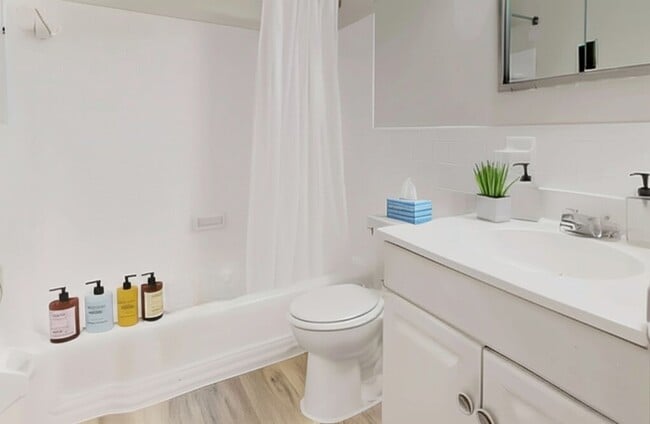 Photo - Marlow Garden and Towers