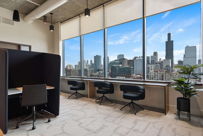 Photo - 1044 W Van Buren St Unit ID1029618P