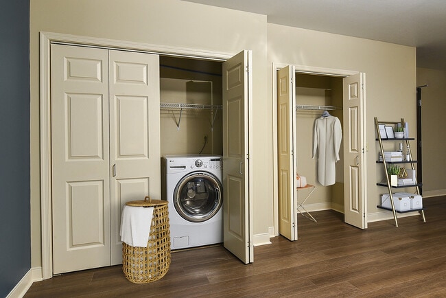 Apartments at River View - Apartments at River View