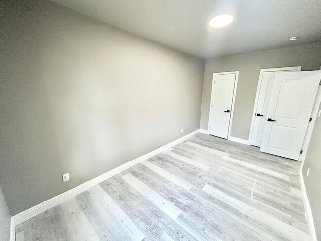 Photo - 3964-74 Washington St Unit 2f