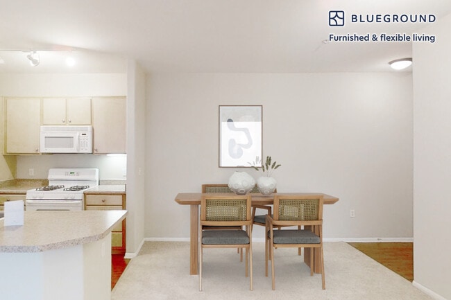 Photo - 1571 Flynn Rd Unit FL2-ID10685A