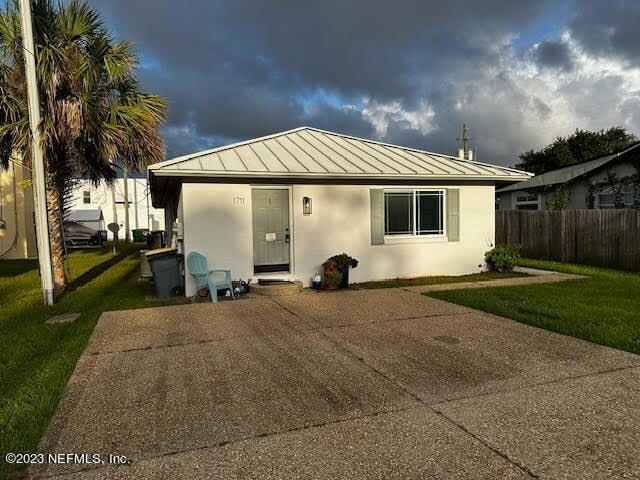 Building Photo - 1711 Naldo Ave Unit 1