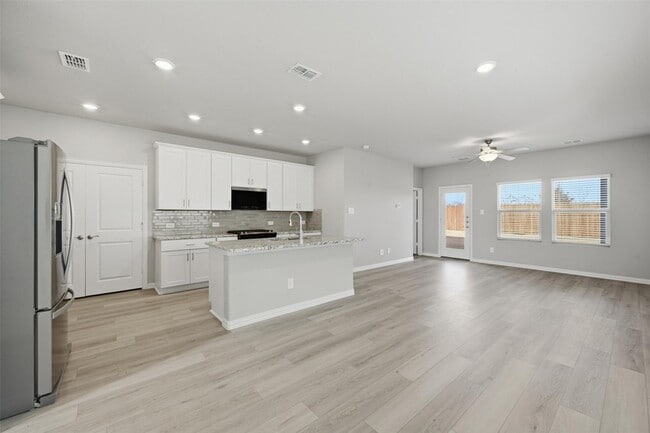 Photo - 602 Travine Dr