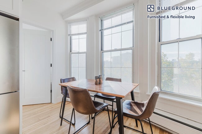 Photo - 1284 Beacon St Unit FL4-ID1080