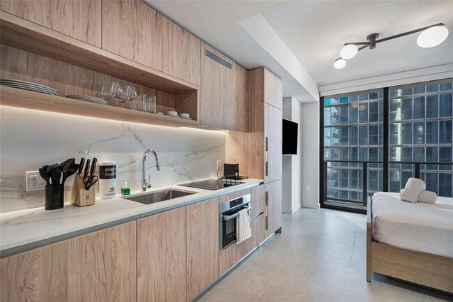 Photo - 601 N Miami Ave Unit ID1380768P