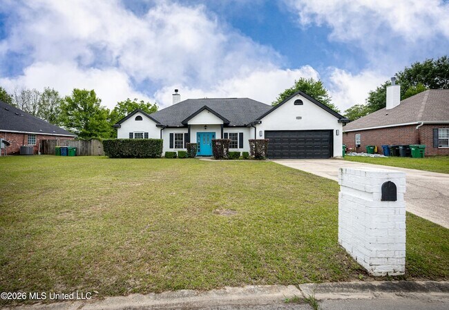 Photo - 15208 Lisa Dr