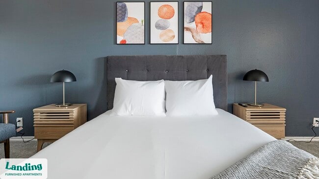 Photo - 1071 Clayton Ln Unit M0113