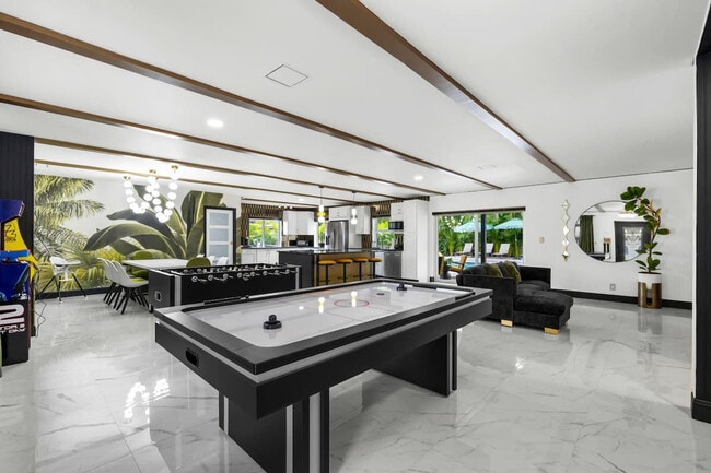 Photo - 10366 NW 15th St Unit SI ID1450234P