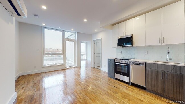 Photo - 138-28 Queens Blvd Unit PH-7F