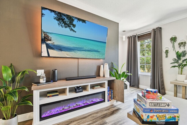 Building Photo - 3174 Bayshore Oaks Dr Unit ID1283035P