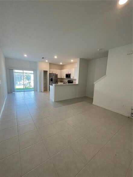 Photo - 10175 Trumpet Honeysuckle Wy