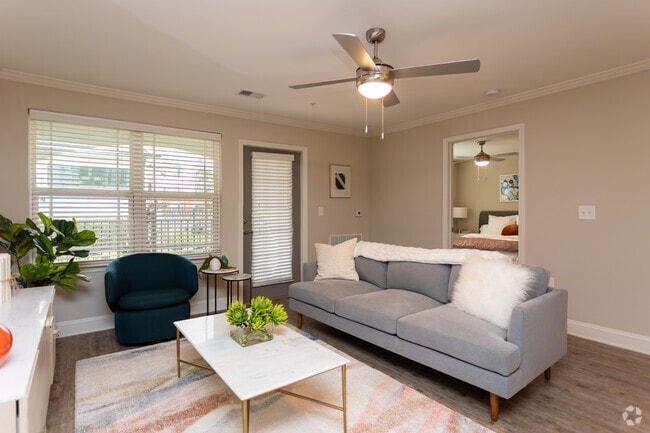 Interior Photo - Laurel View
