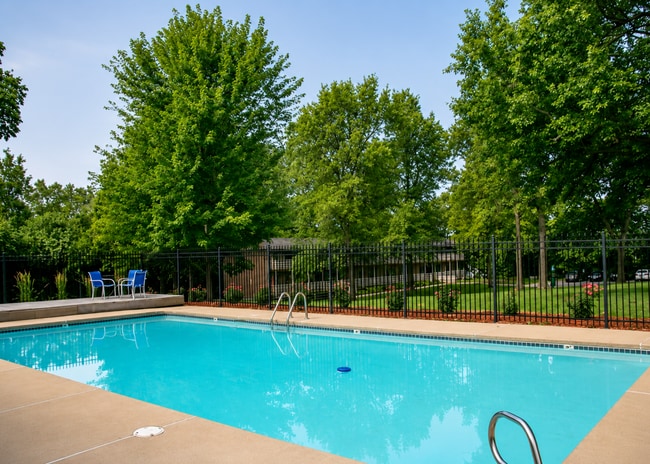 Photo - Corby Grove Apartments