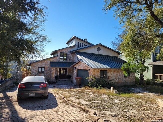 Building Photo - 2059 Glenn Dr