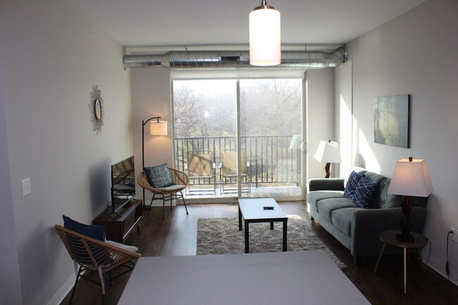 Building Photo - 4415 Lincoln Way Unit ID1261673P