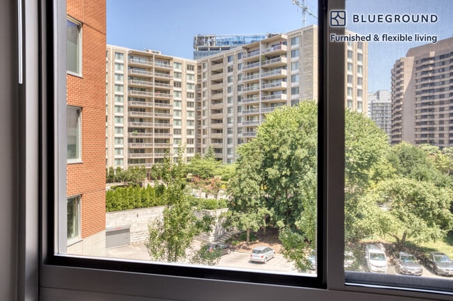 Photo - 505 18th St S Unit FL4-ID574