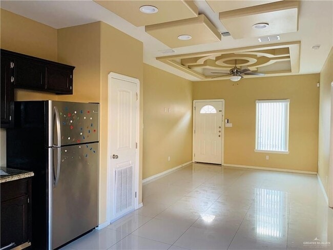 Photo - 2709 E Franklin Ave Unit 4