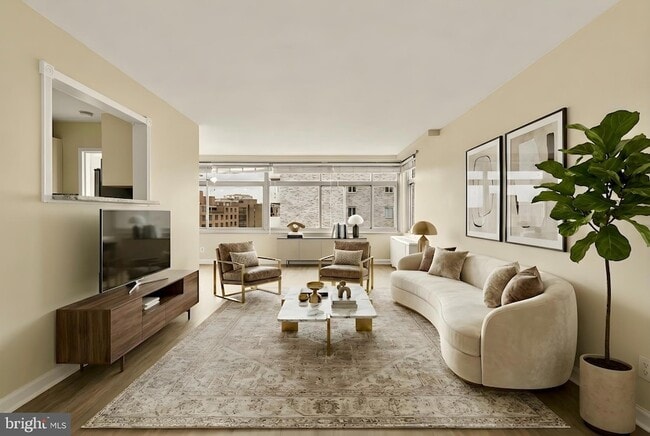 Photo - 2401 H St NW Unit 904