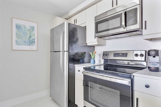 Photo - 2889 McFarlane Rd Unit ID1240648P