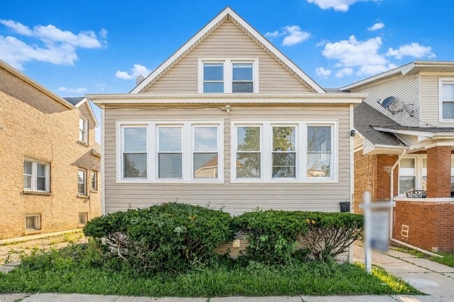 Photo - 2724 N Mobile Ave